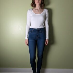 Cyrus essentials size, large White Long Sleeve Top / blouse